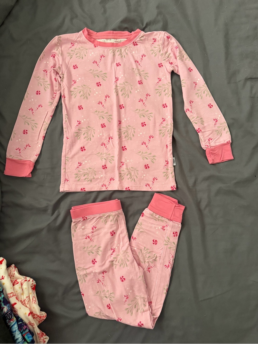 Fletch Pretty Peppermint Candy Cane Christmas PJ Set 3T GUC